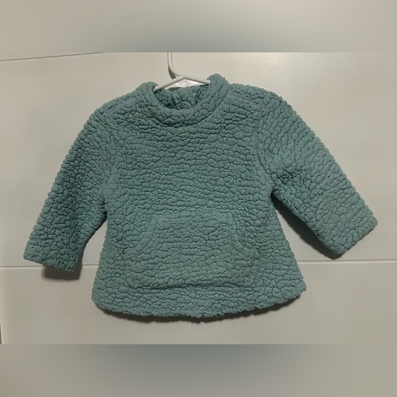 🎁Old Navy Long Sleeve Top- Size 12-18 M🎁 - Picture 1 of 5
